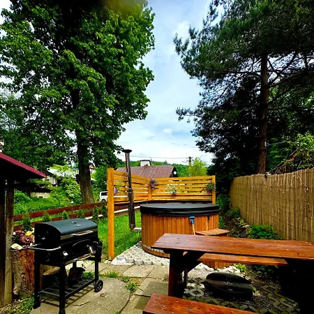 Сasa de vacaciones Chalúpka Pod Lipami *